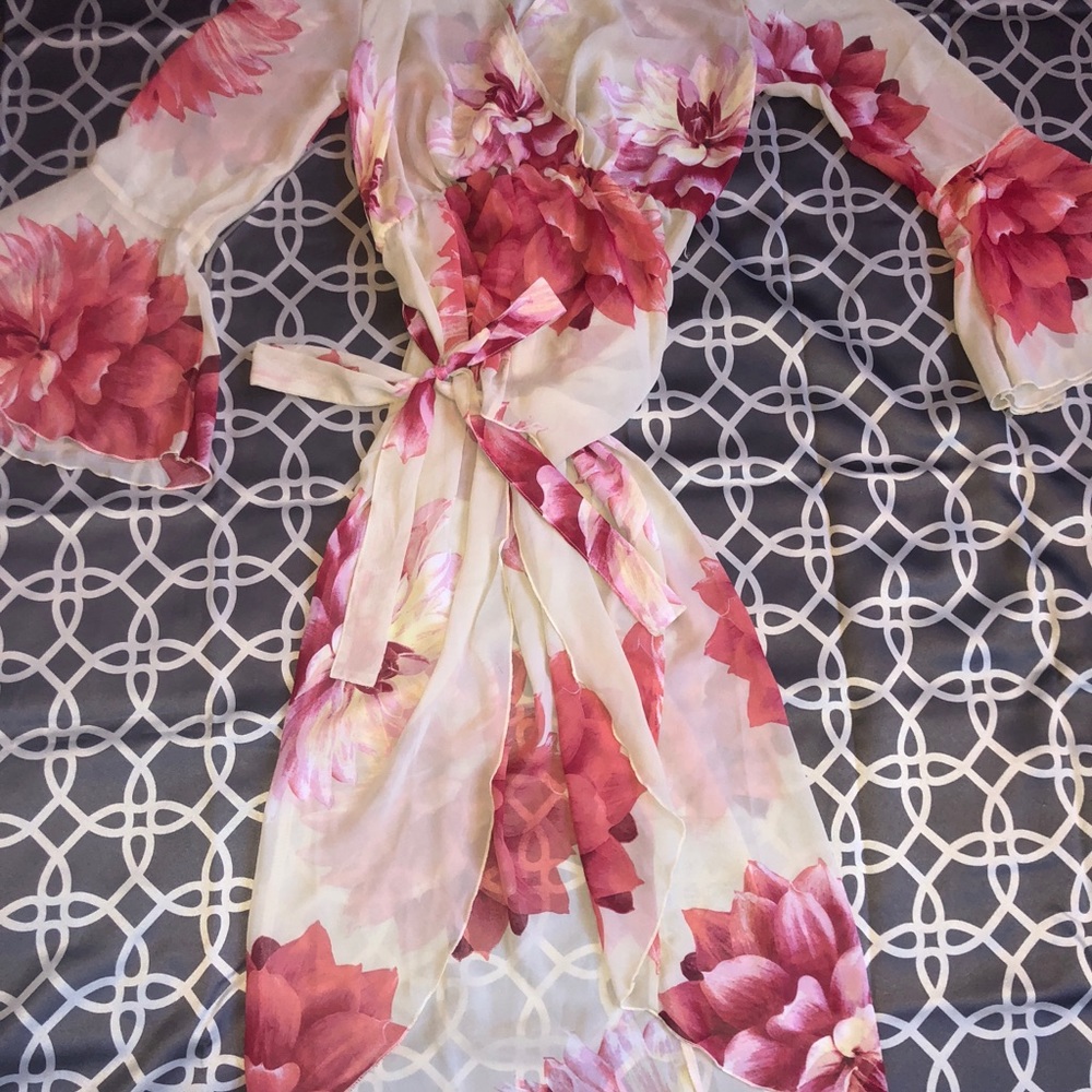 Floral Faux Wrap High Low Maxi Top Med